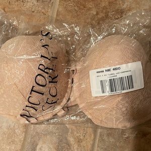 SOLD LAST ONE!!! VS Lace Bra NO PRICE TAG!